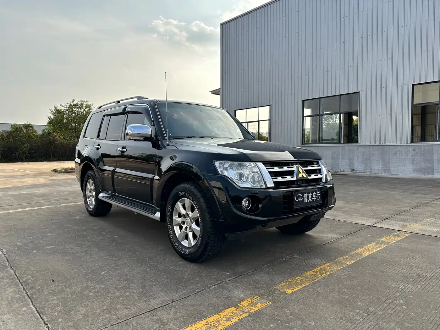 Mitsubishi Pajero (Import) 2014 3.0L Elite Edition фото 3