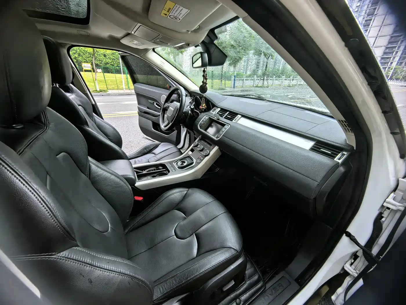 Land Rover Range Rover Evoque 2016 2.0T SE ZhiYao фото 11