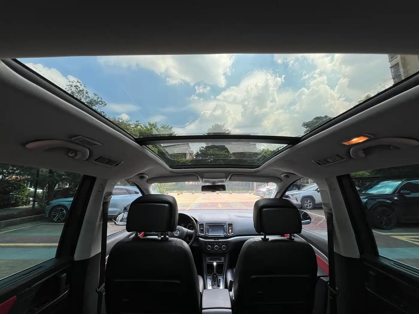 Volkswagen Sharan 2013 1.8TSI Standard Euro IV фото 10