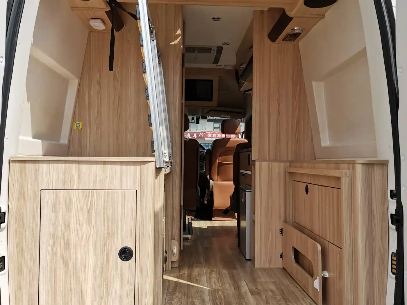 SAIC Maxus V80 RV 2019 RV80 Type B Motorhome Long Wheelbase фото 14