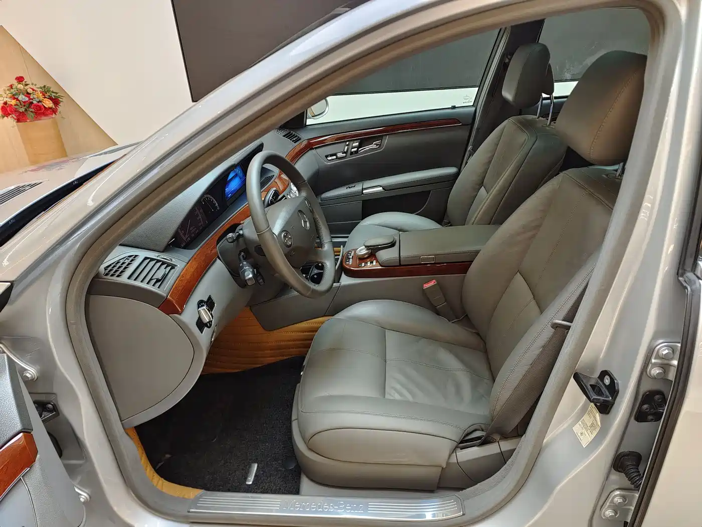 Mercedes-Benz S-Class 2008 S 300 L Business фото 8