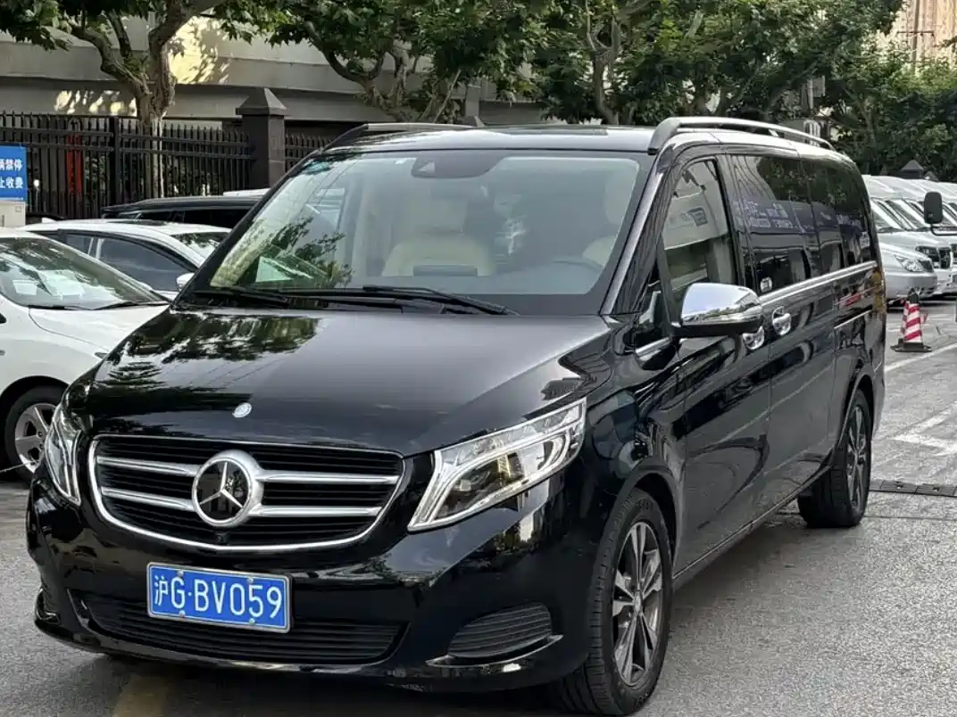 Mercedes-Benz V-Class 2016 V 260 L Premium Long