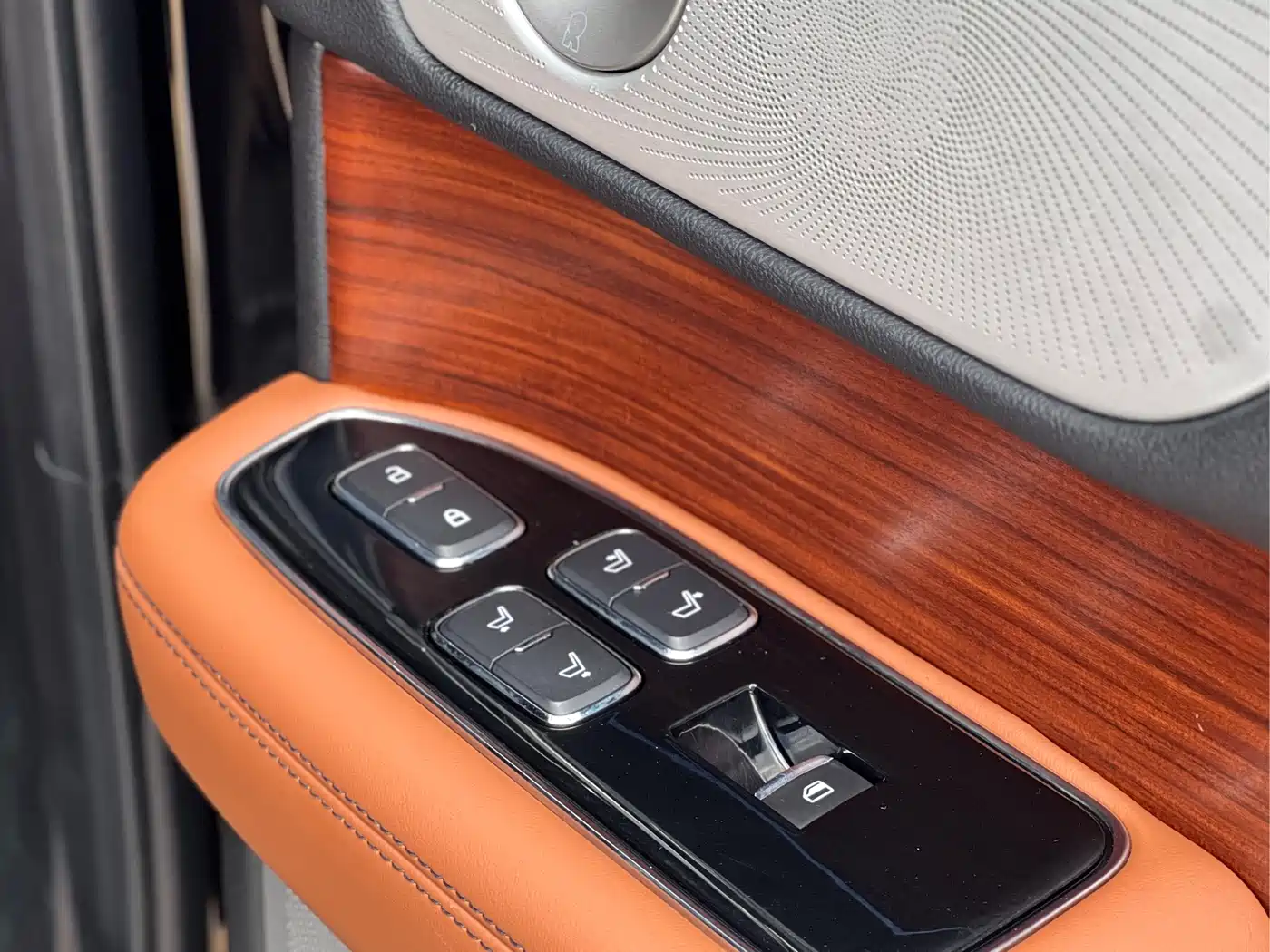 Lincoln Navigator 2019 3.5T Ultimate China VI фото 15