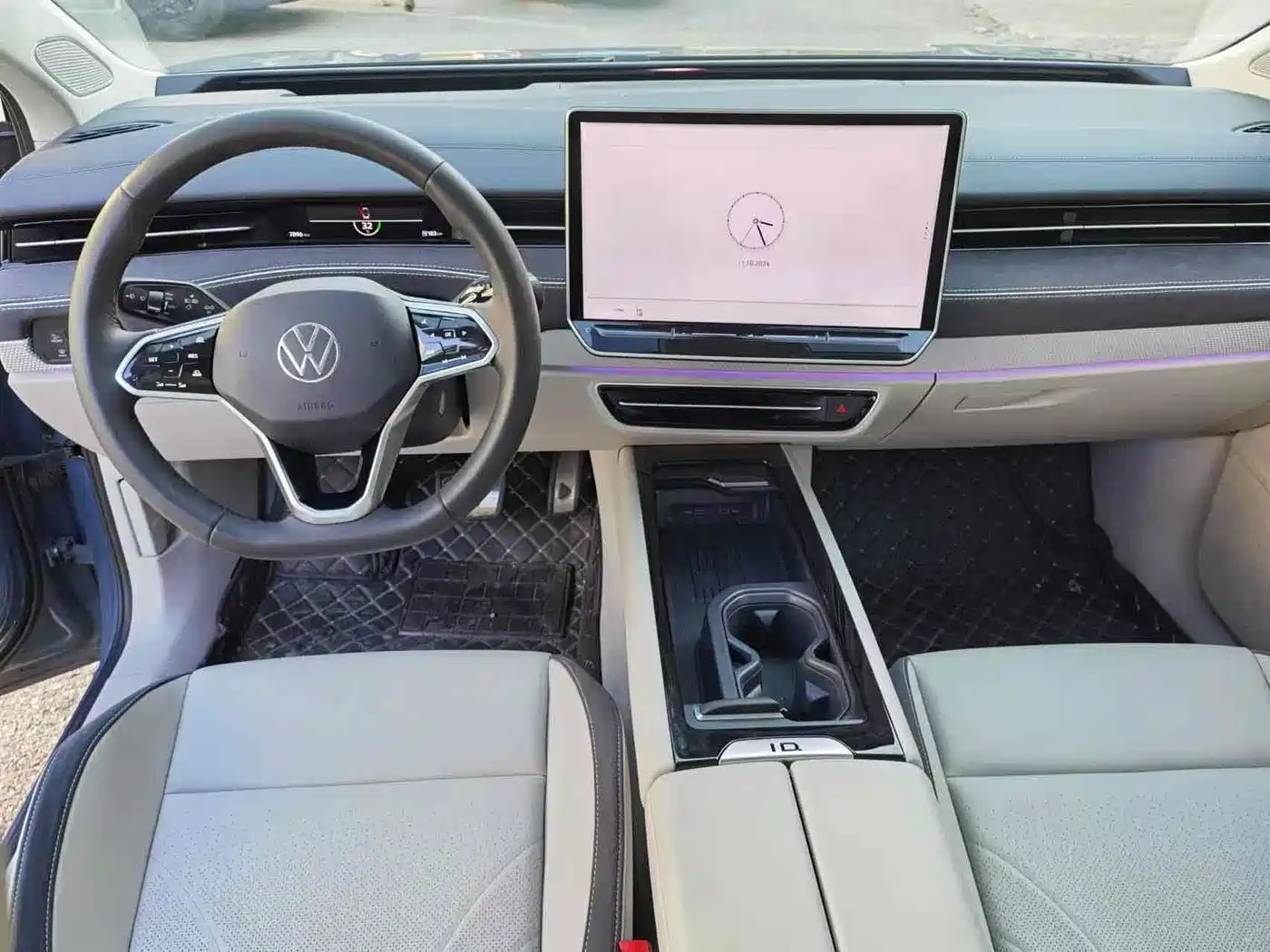 VOLKSWAGEN ID.7 VIZZION