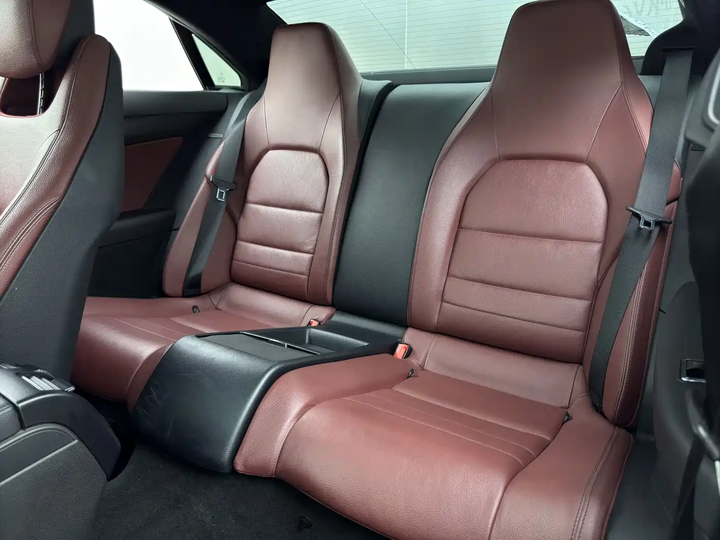 Mercedes-Benz E-Class (Import) 2009 Model E 350 Coupe фото 24