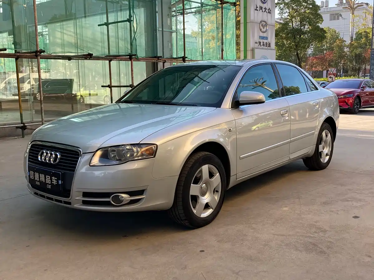 Audi A4 2007 1.8T Automatic Standard фото 3