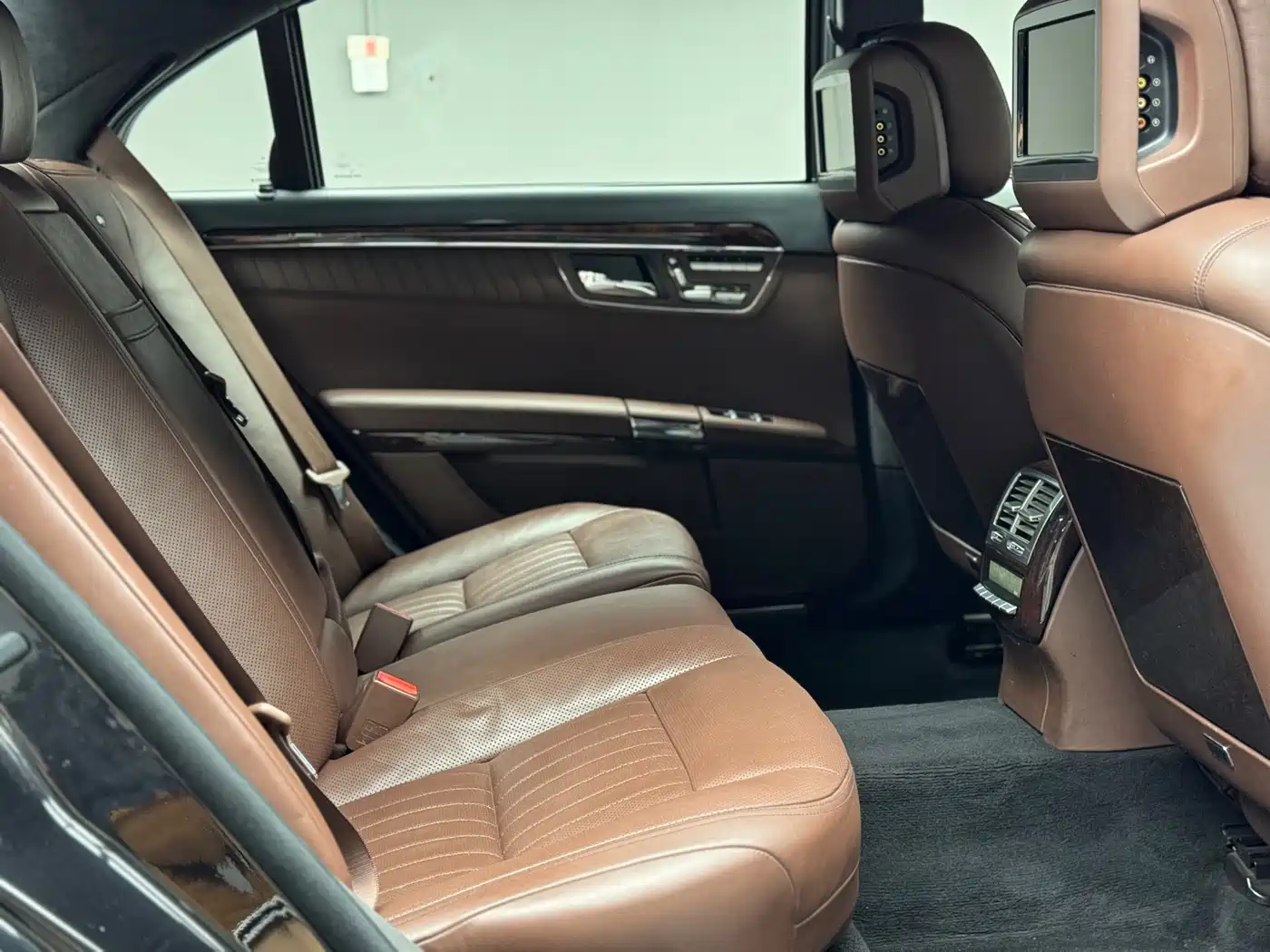Mercedes-Benz S-Class 2010 S 600 L фото 21