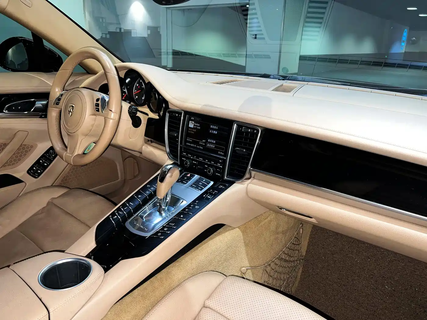 Porsche Panamera 2013 Panamera 4 Platinum Edition 3.6L фото 13