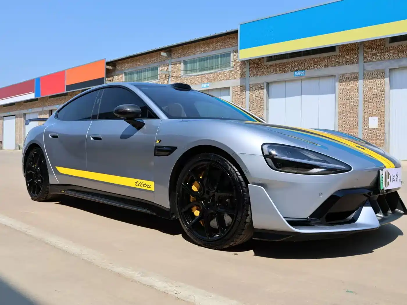 XIAOMI CAR XIAOMI SU7 ULTRA