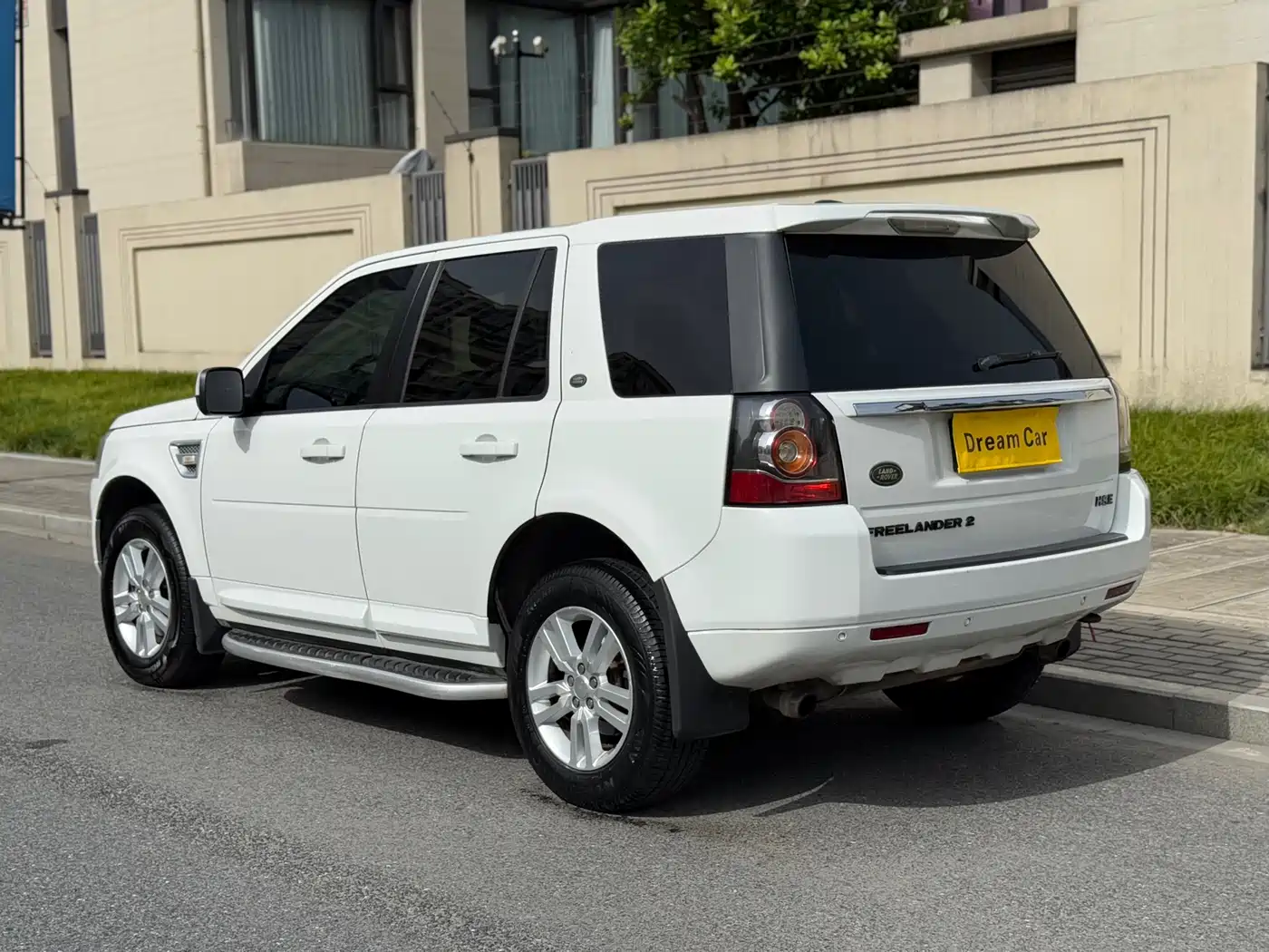 Land Rover Freelander 2 2014 2.0T Si4 SE Gasoline Edition фото 3