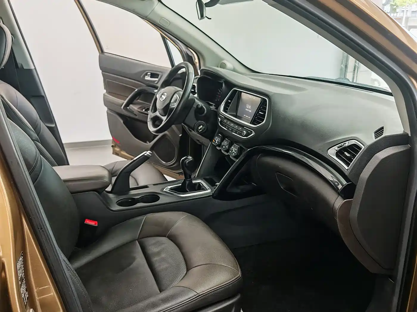 GAC Trumpchi Trumpchi GS4 2015 200T Manual Luxury Edition фото 7