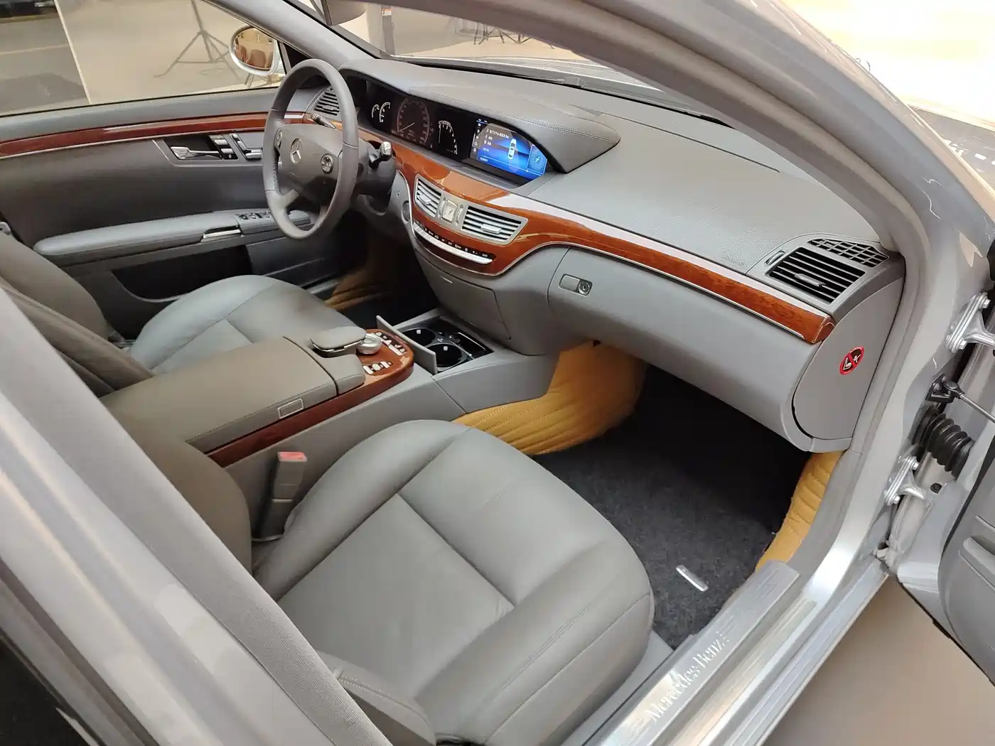 Mercedes-Benz S-Class 2008 S 300 L Business фото 19