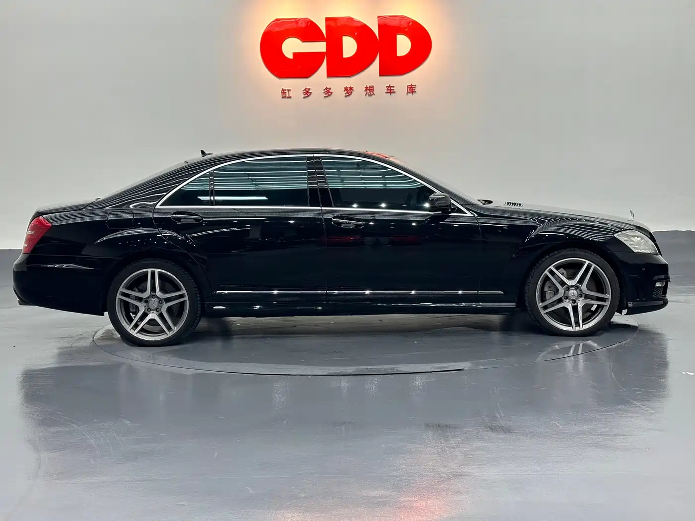 Mercedes-Benz S-Class AMG 2010 AMG S 65 фото 4
