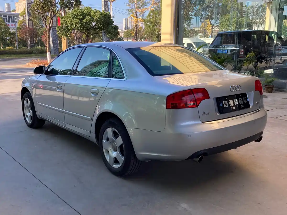 Audi A4 2007 1.8T Automatic Standard фото 5