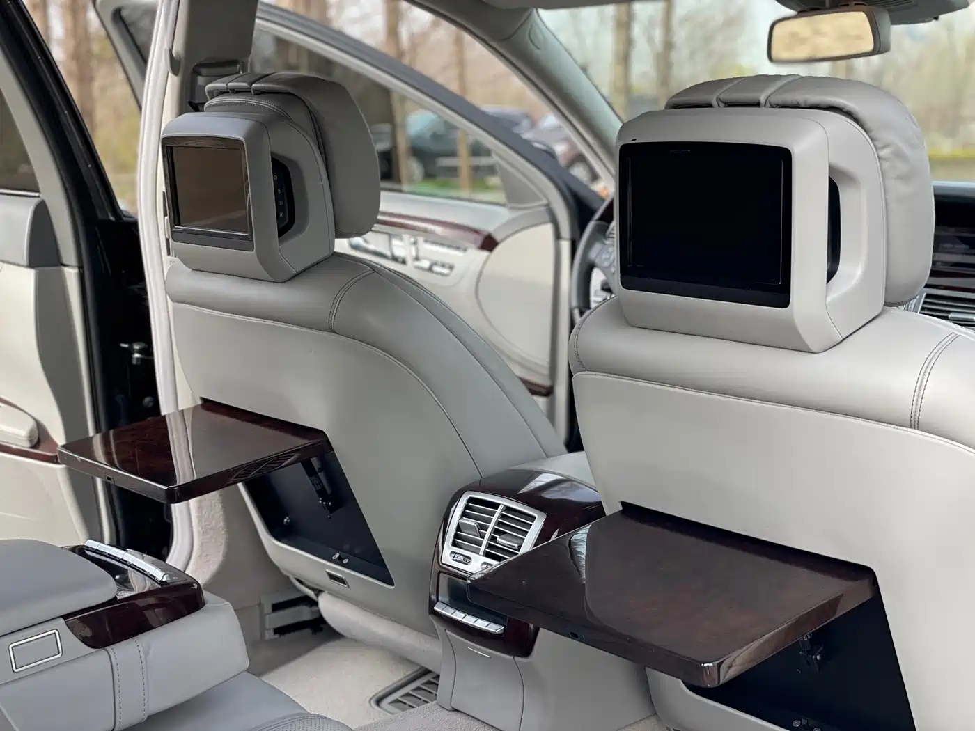 Mercedes-Benz S-Class 2010 S 600 L фото 22
