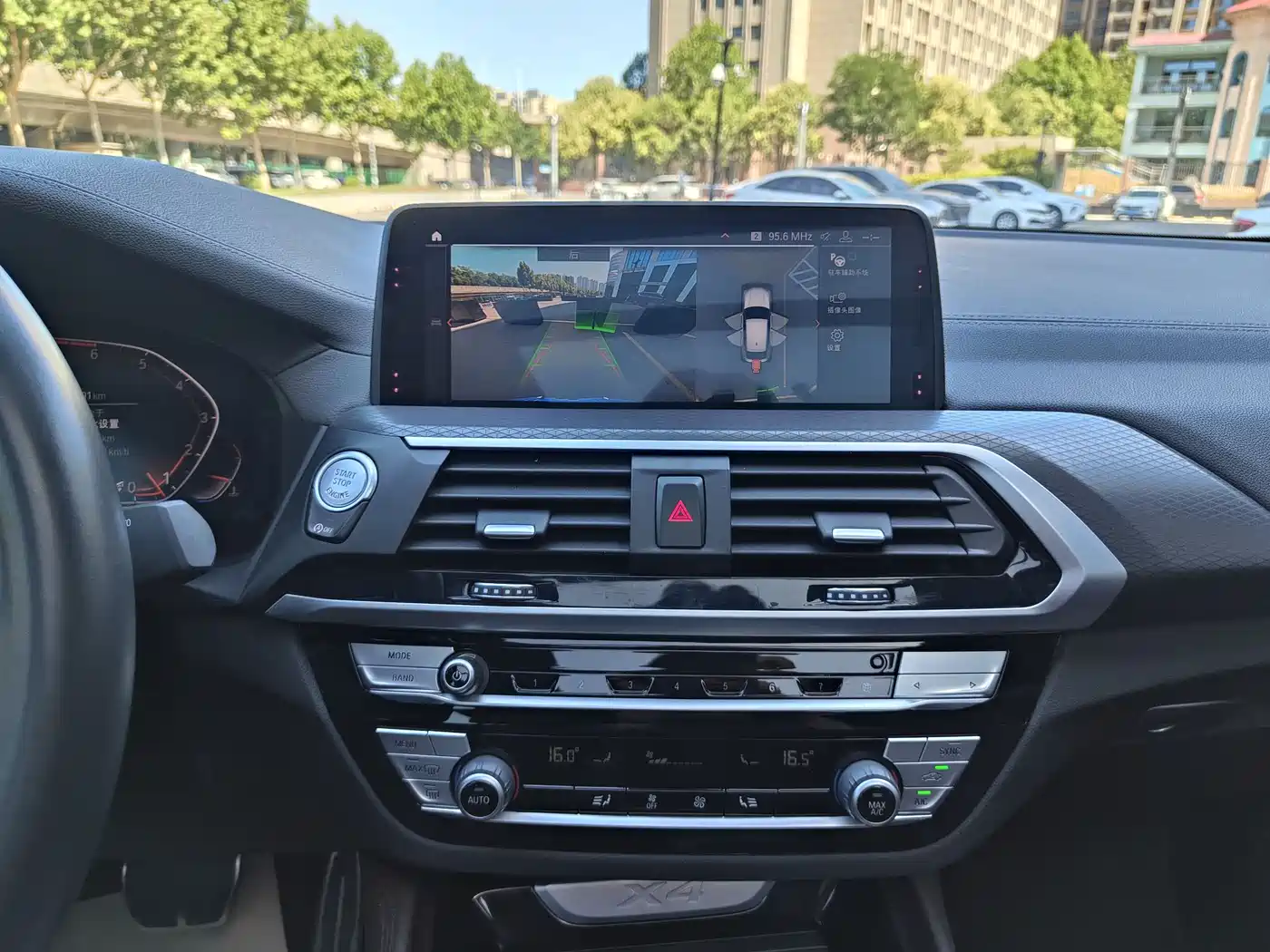 BMW X4 2020 xDrive25i M Off-road Package фото 14