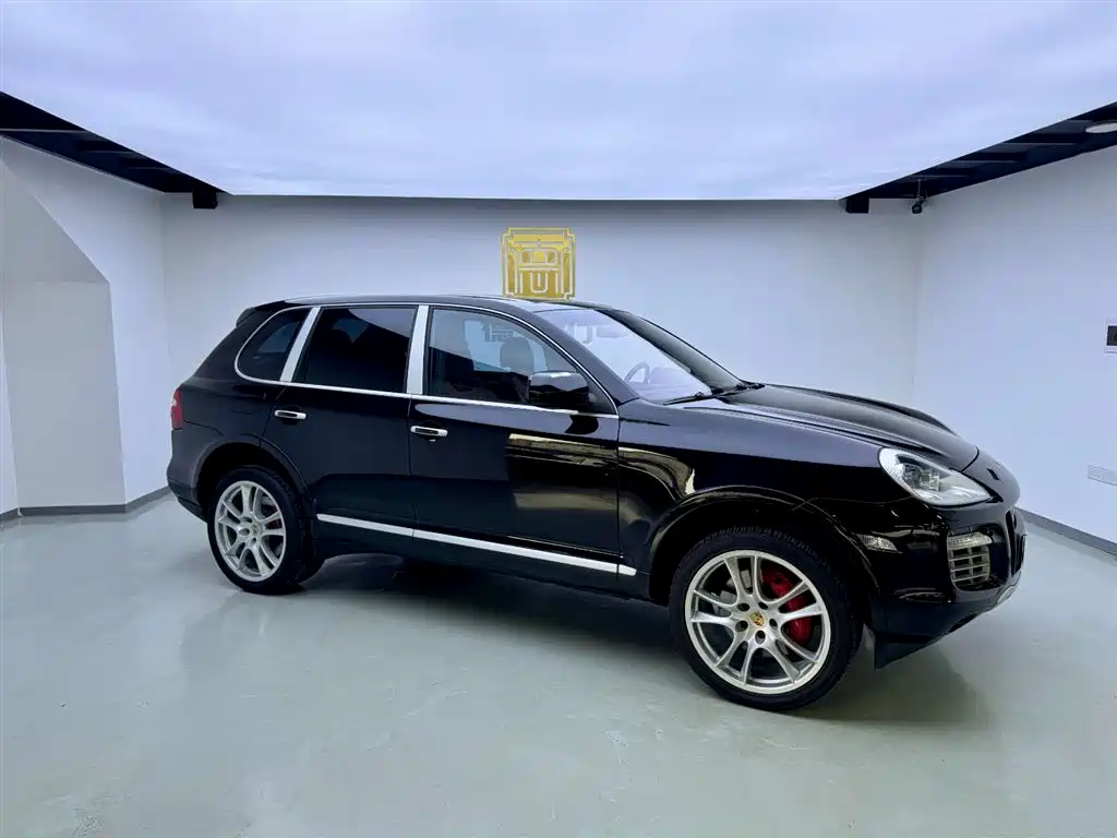Porsche Cayenne 2007 Model Cayenne Turbo 4.8T фото 3