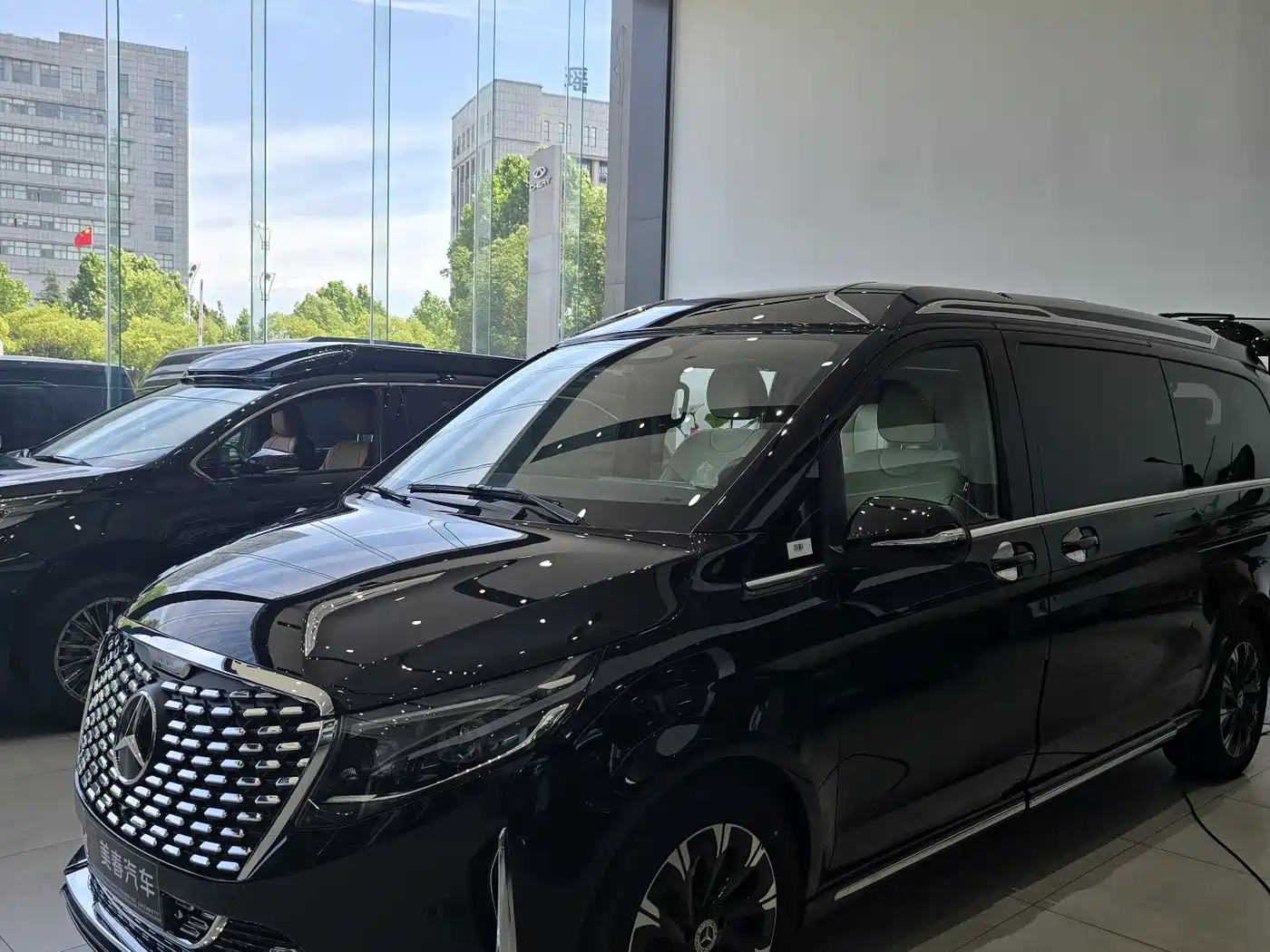 Mercedes-Benz V-Class 2024 V 300 L Long Wheelbase Luxury Edition