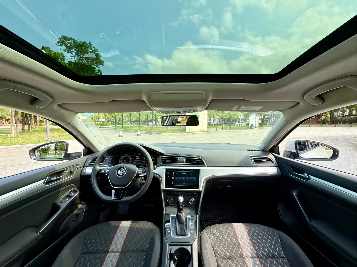 Volkswagen Lamando 2021 230TSI DSG Fashion Edition фото 8
