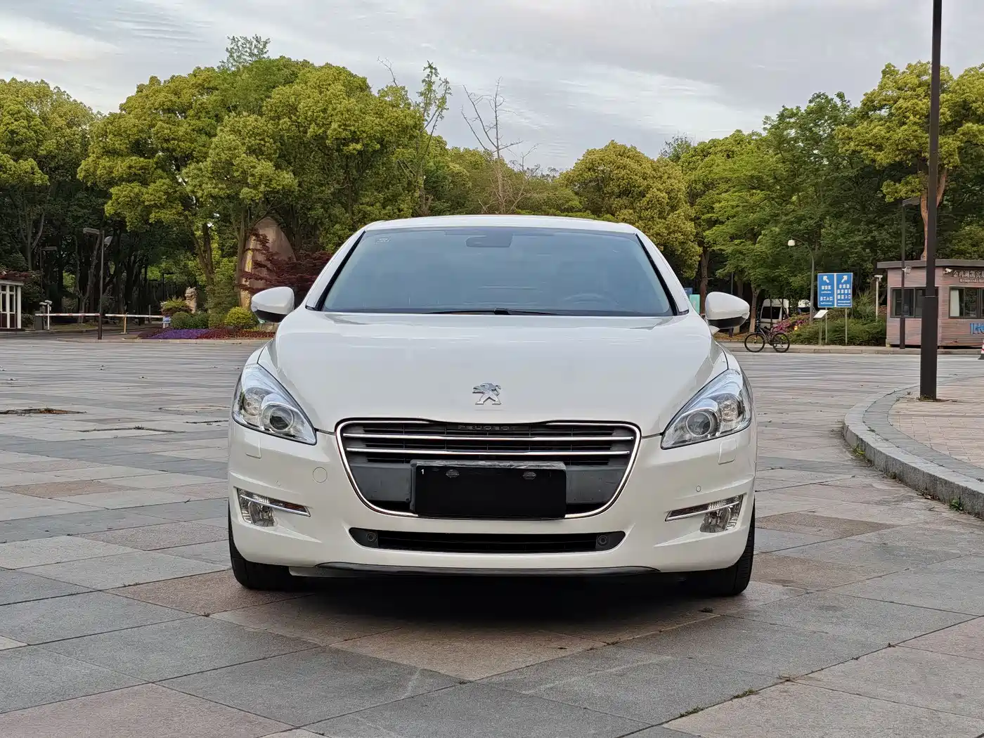 Peugeot 508 2013 2.3L Roland Garros Edition фото 2