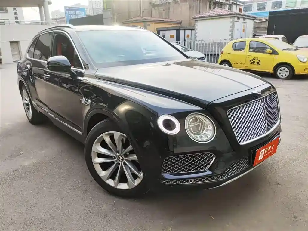 BENTLEY TIMYUE PLUG IN HYBRID