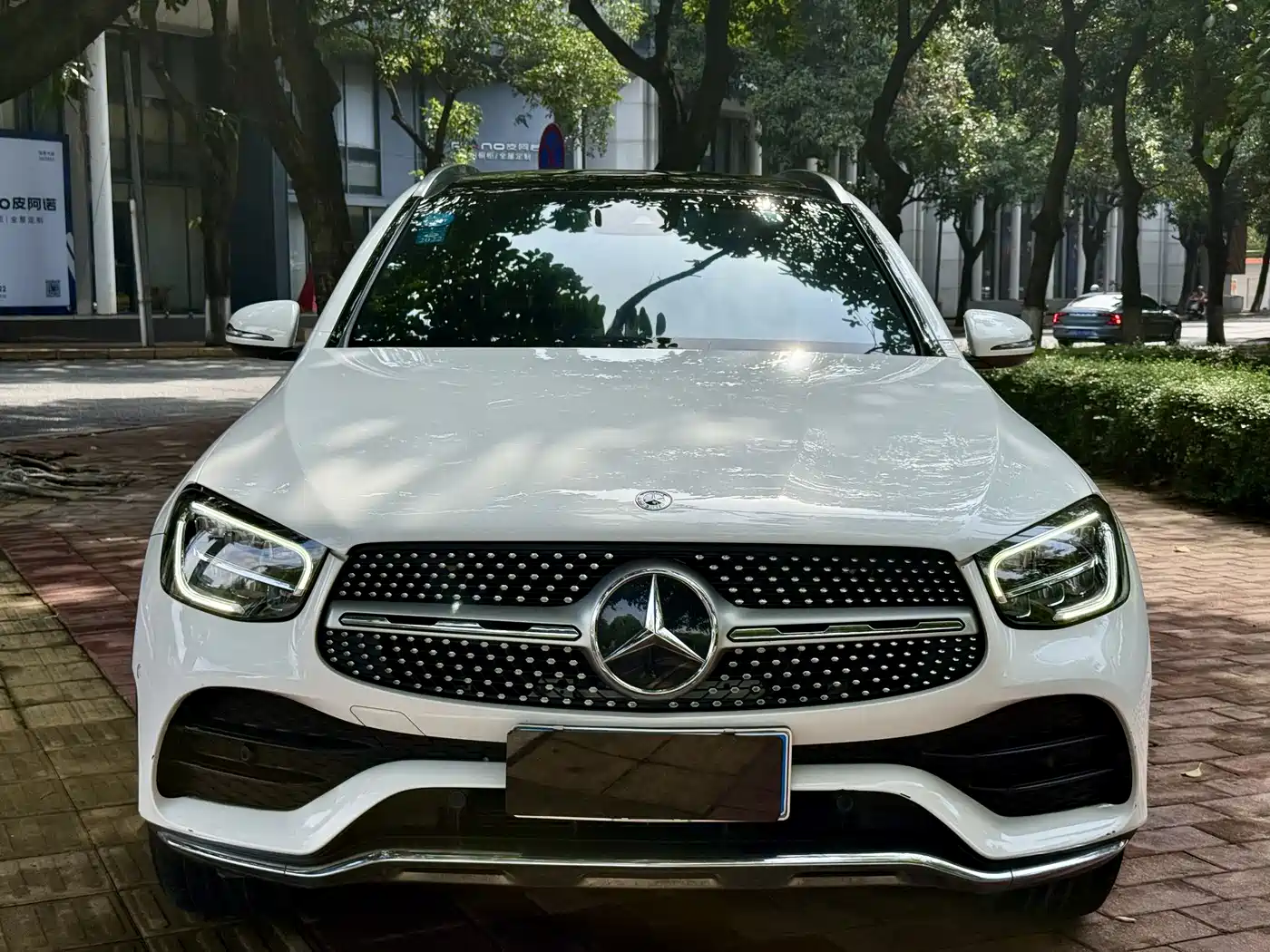 Mercedes-Benz GLC 2020 Facelift GLC 300 L 4MATIC Dynamic фото 2