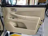 Фото 8 - Lexus LX