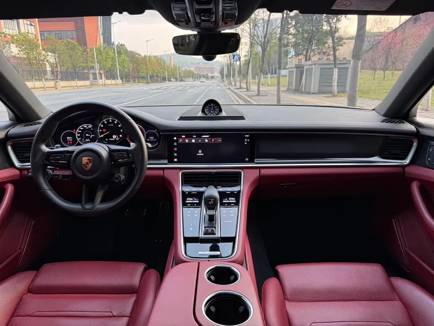 Porsche Panamera New Energy 2023 Facelift Panamera 4 E-Hybrid Platinum Edition 2.9T фото 11