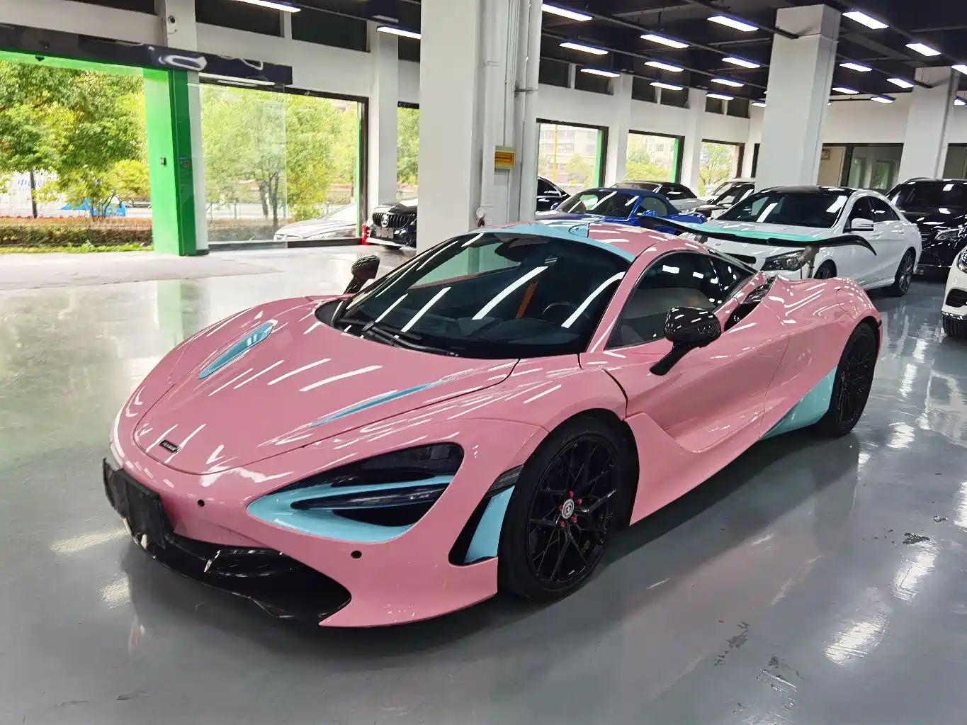MCLAREN 720S