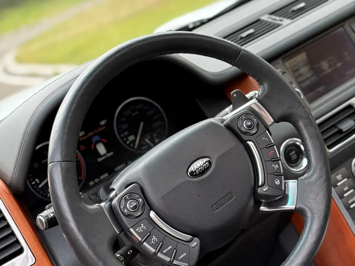 Land Rover Range Rover 2012 4.4 TDV8 фото 9