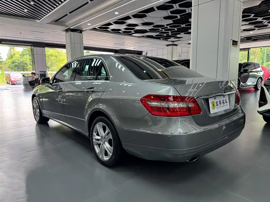 Mercedes-Benz E-Class (Import) 2010 E 200 CGI Elegance фото 6