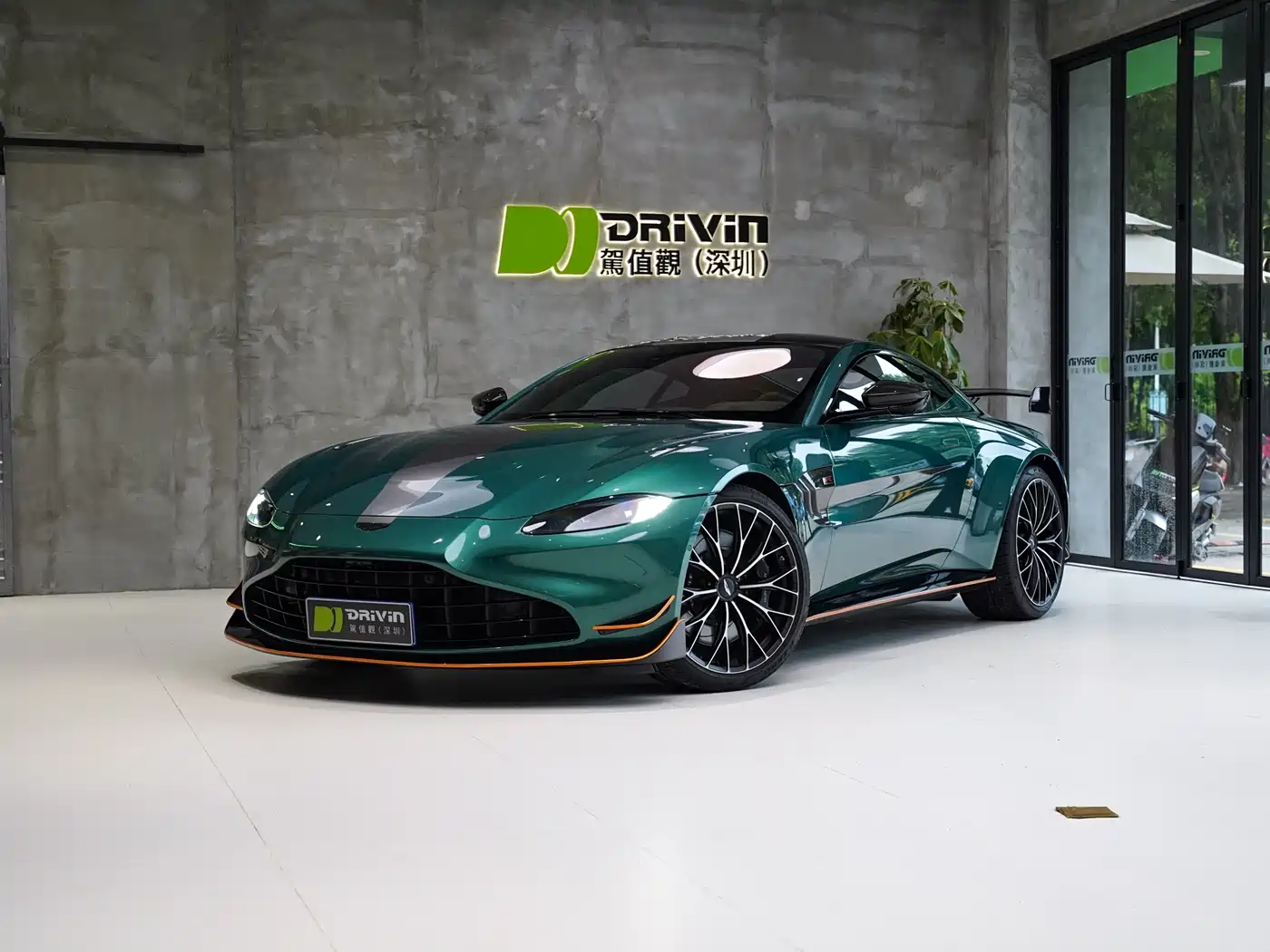Aston Martin V8 Vantage 2022 4.0T V8 F1 Edition Coupe