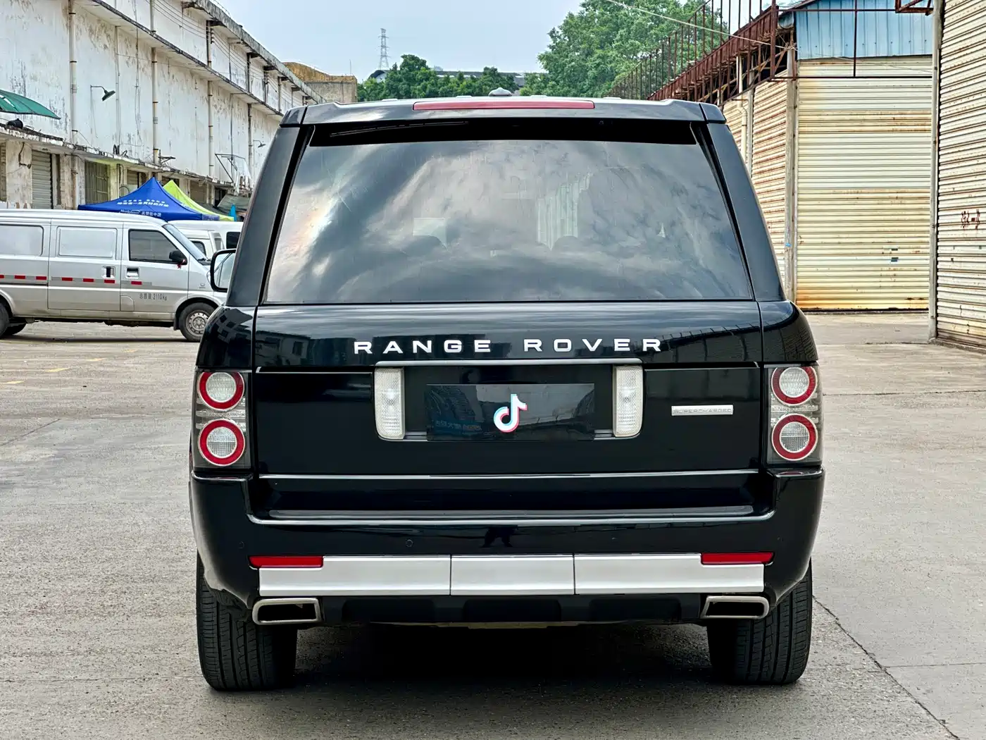 Land Rover Range Rover 2010 5.0 NA V8 HSE фото 6