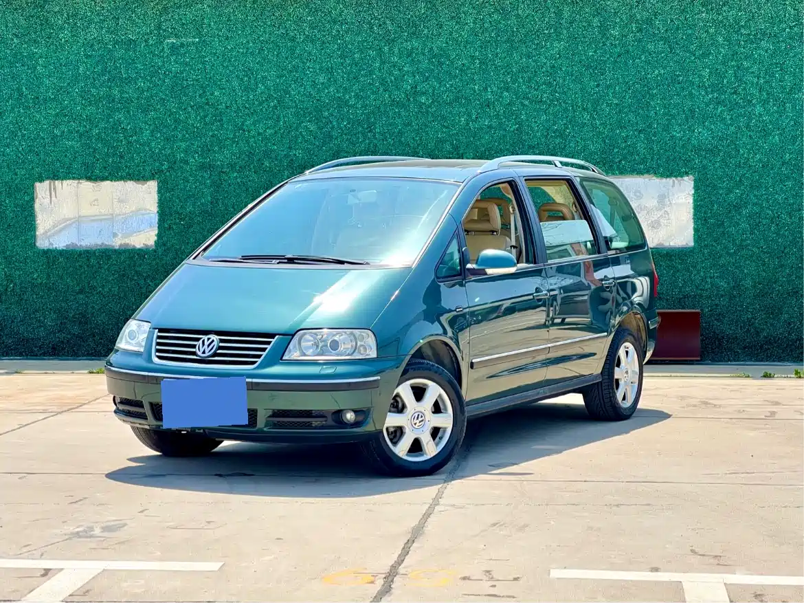 Volkswagen Sharan 2004 Model 1.8T Automatic