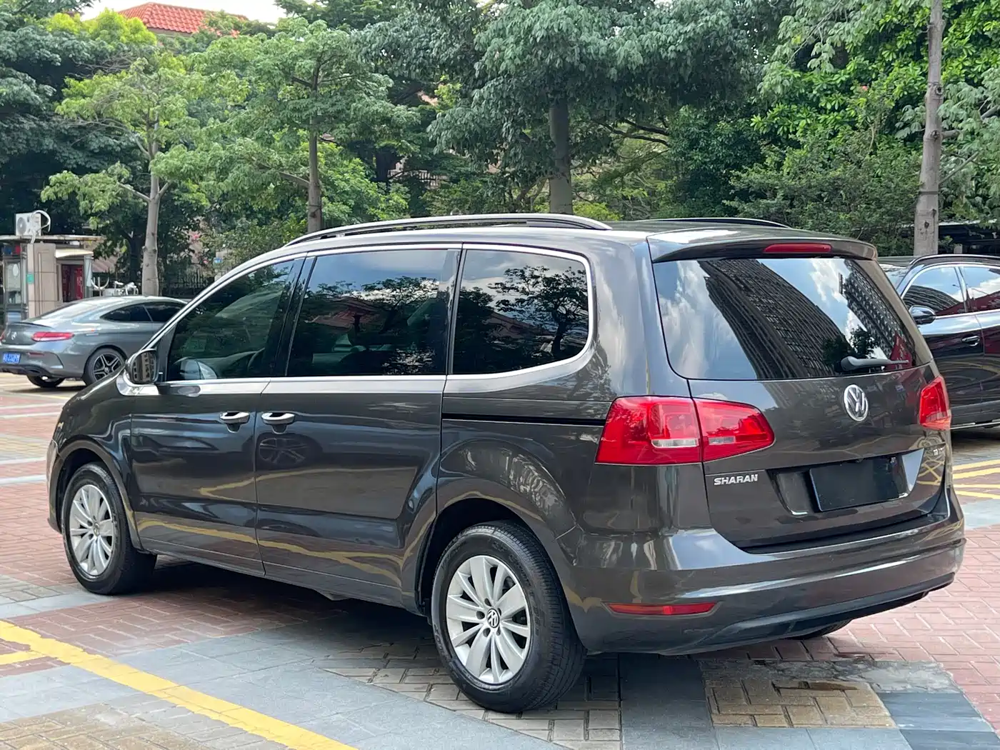 Volkswagen Sharan 2013 1.8TSI Standard Euro IV фото 7