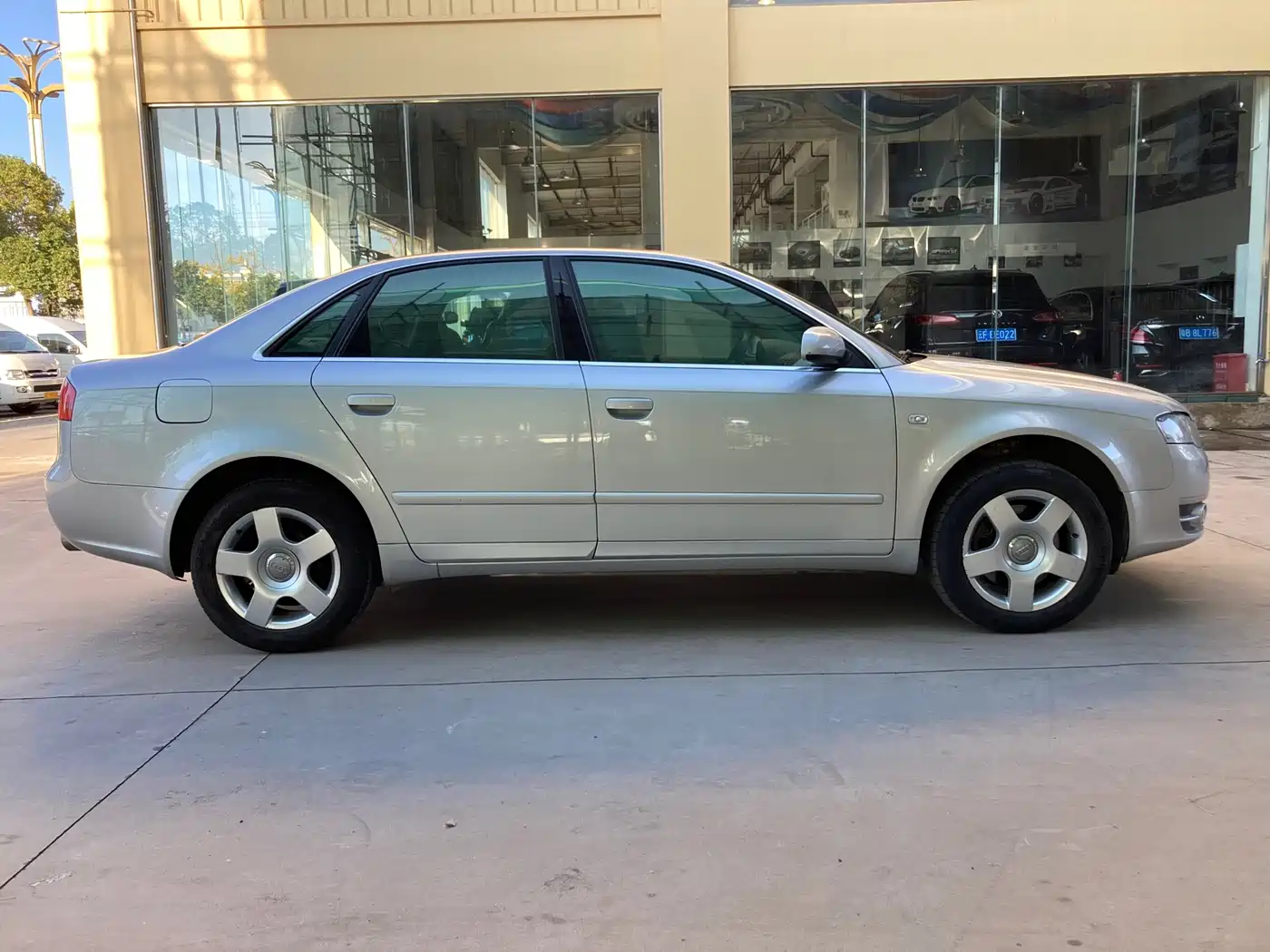 Audi A4 2007 1.8T Automatic Standard фото 4