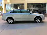 Фото 4 - Audi A4