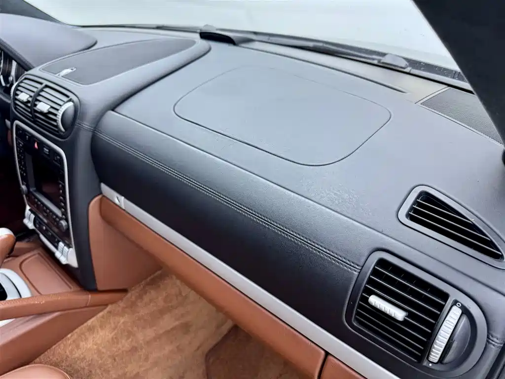 Porsche Cayenne 2007 Model Cayenne Turbo 4.8T фото 16