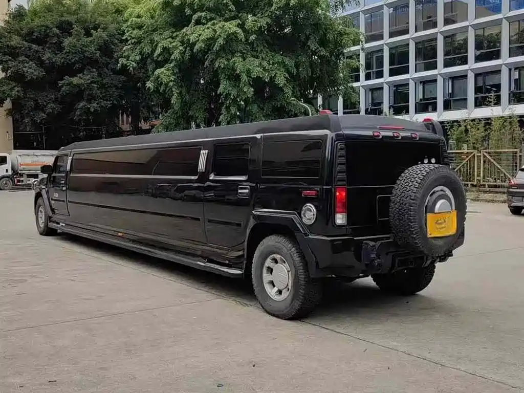 Hummer H2 фото 7