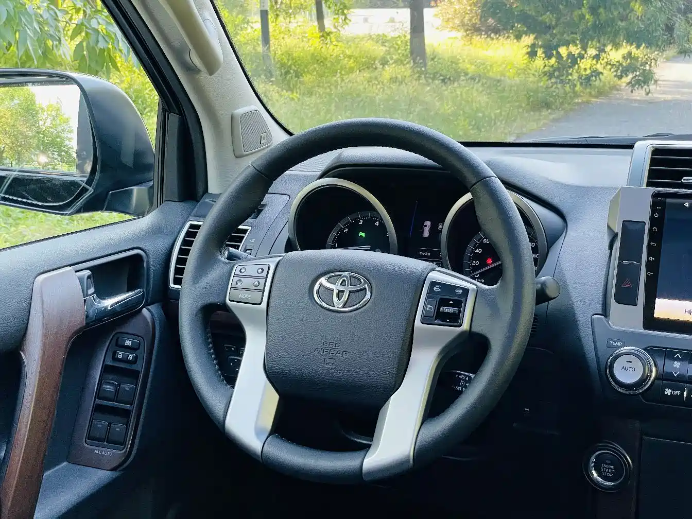 Toyota Prado 2016 3.5L Auto TX-L NAVI фото 10