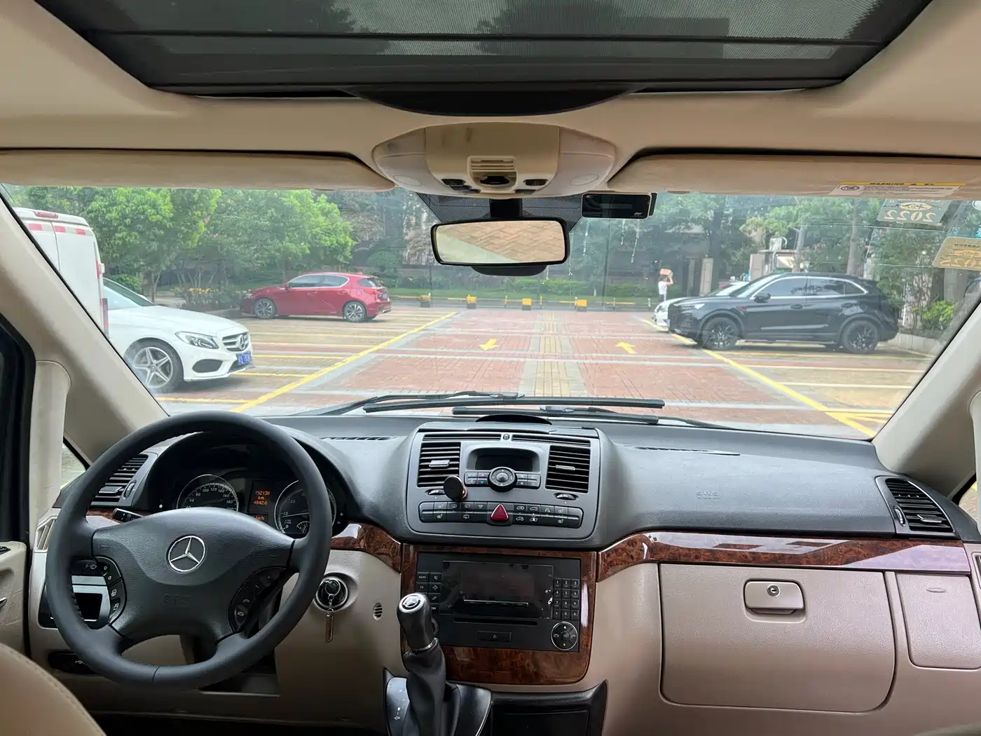 Mercedes-Benz Viano 2010 2.5L Prestige Edition фото 20
