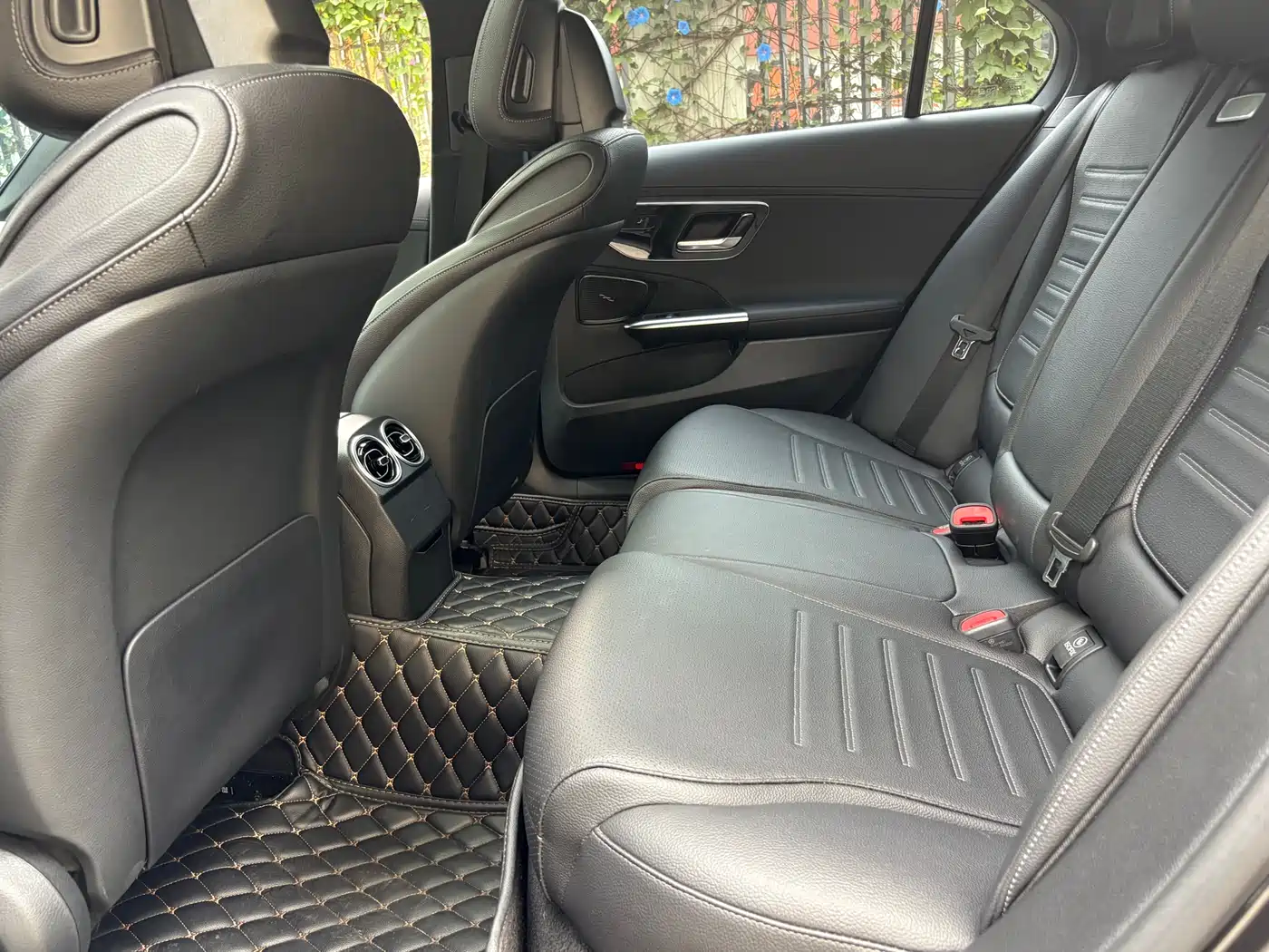 Mercedes-Benz C-Class 2022 C 200 L Sport Version фото 12