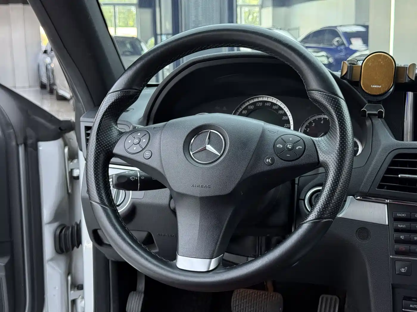 Mercedes-Benz E-Class (Import) 2009 Model E 350 Coupe фото 13