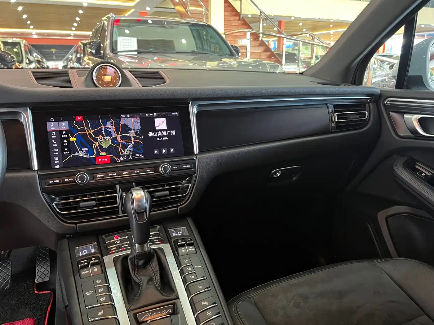 Porsche Macan 2018 Macan 2.0T фото 13