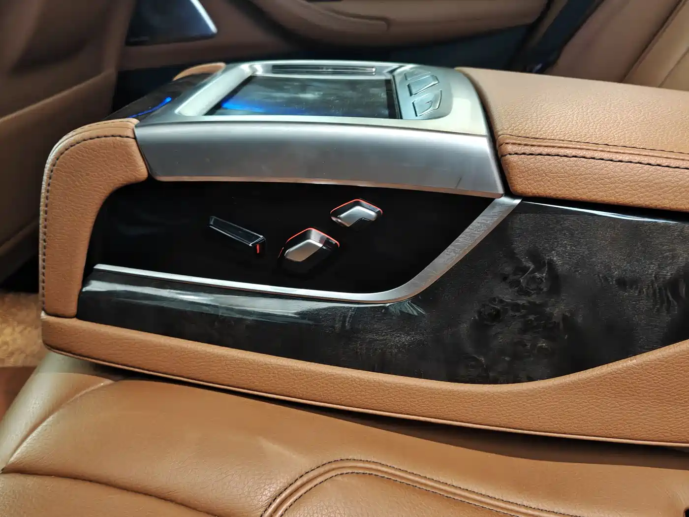 BMW 5 Series 2018 530Li Premium M Sport Package фото 19