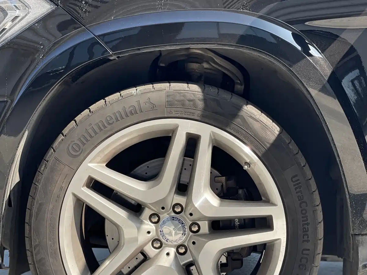 Mercedes-Benz GL-Class 2013 GL 500 4MATIC фото 20