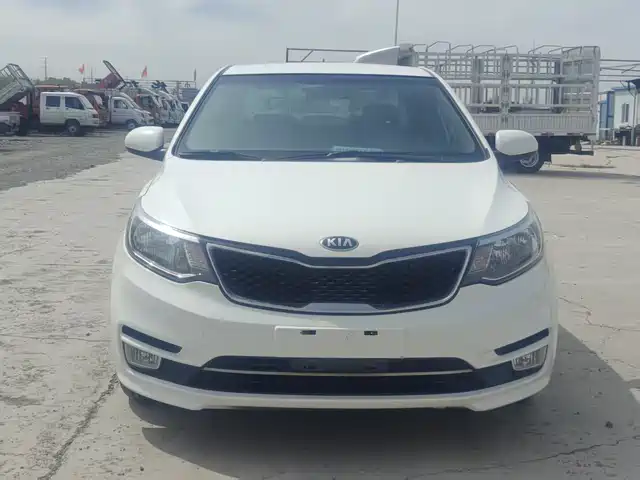 KIA K2