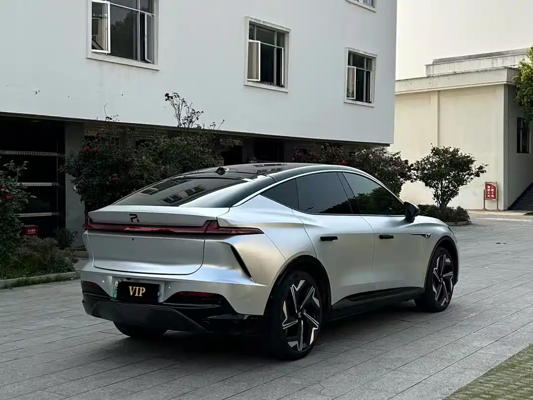 RISING AUTO FEIFAN R7