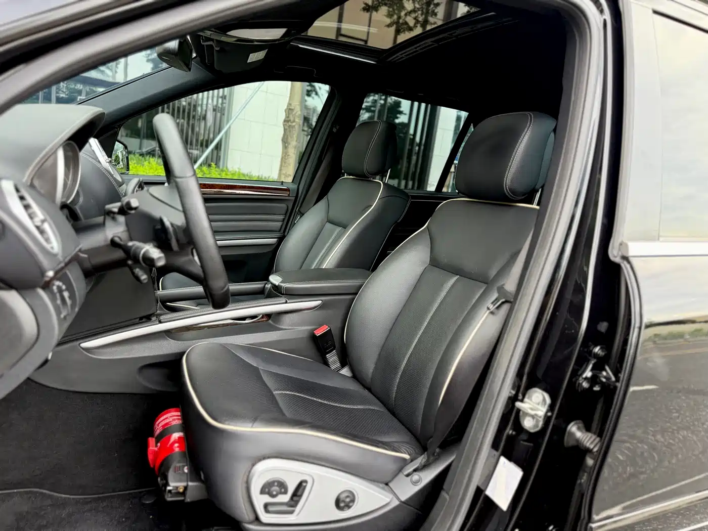 Mercedes-Benz M-Class 2010 ML 350 4MATIC Luxury фото 7