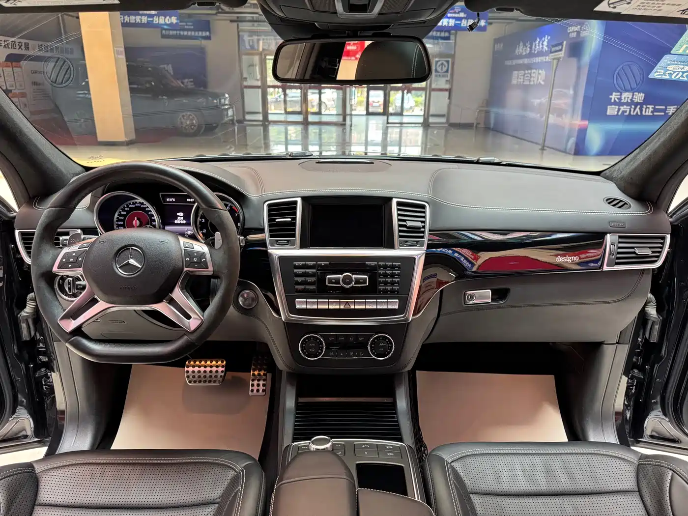 Mercedes-Benz GL-Class AMG 2014 AMG GL 63 фото 10